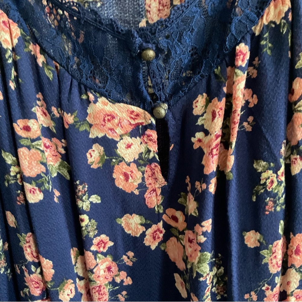 Rewind Blouse - Picture 4 of 6
